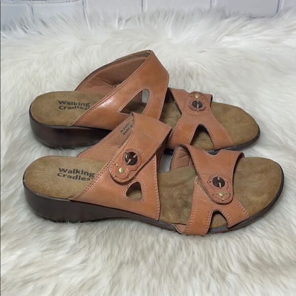 Walking Cradles Tan Leather Mules Wide Width Sz 9 - Picture 4 of 6